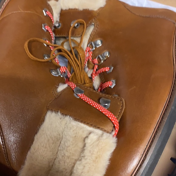 CLARKS - Orianna Hiker - Picture 10 of 12